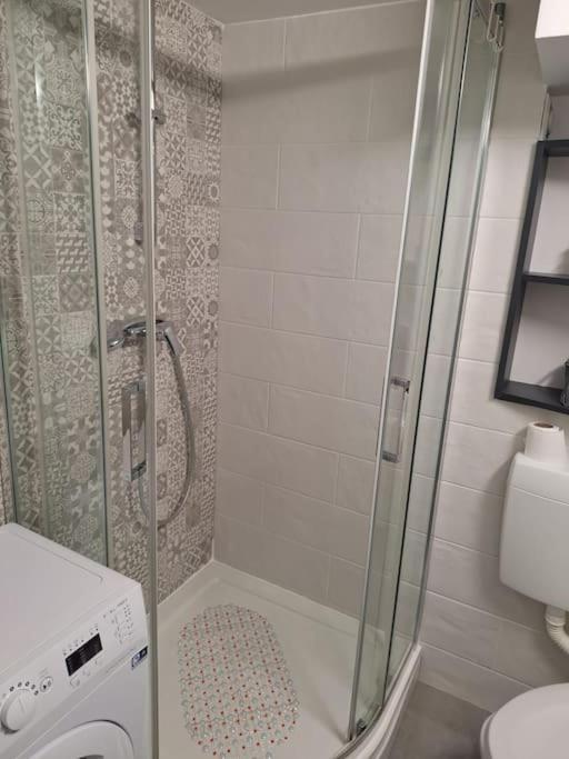 New Studio Apartment Emmy With Free Street Parking Ζάγκρεμπ Εξωτερικό φωτογραφία