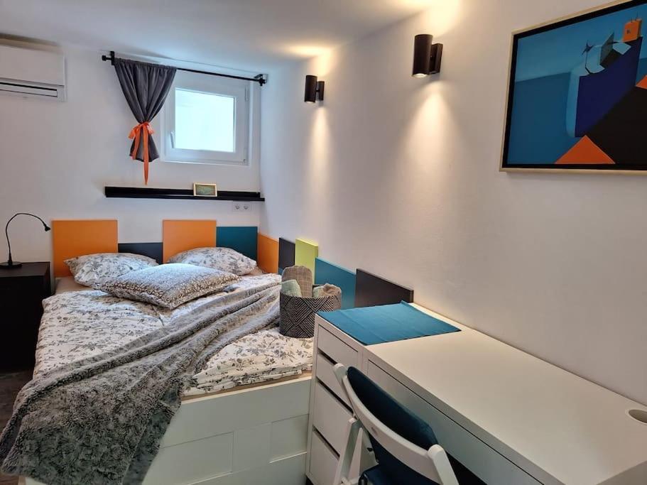 New Studio Apartment Emmy With Free Street Parking Ζάγκρεμπ Εξωτερικό φωτογραφία